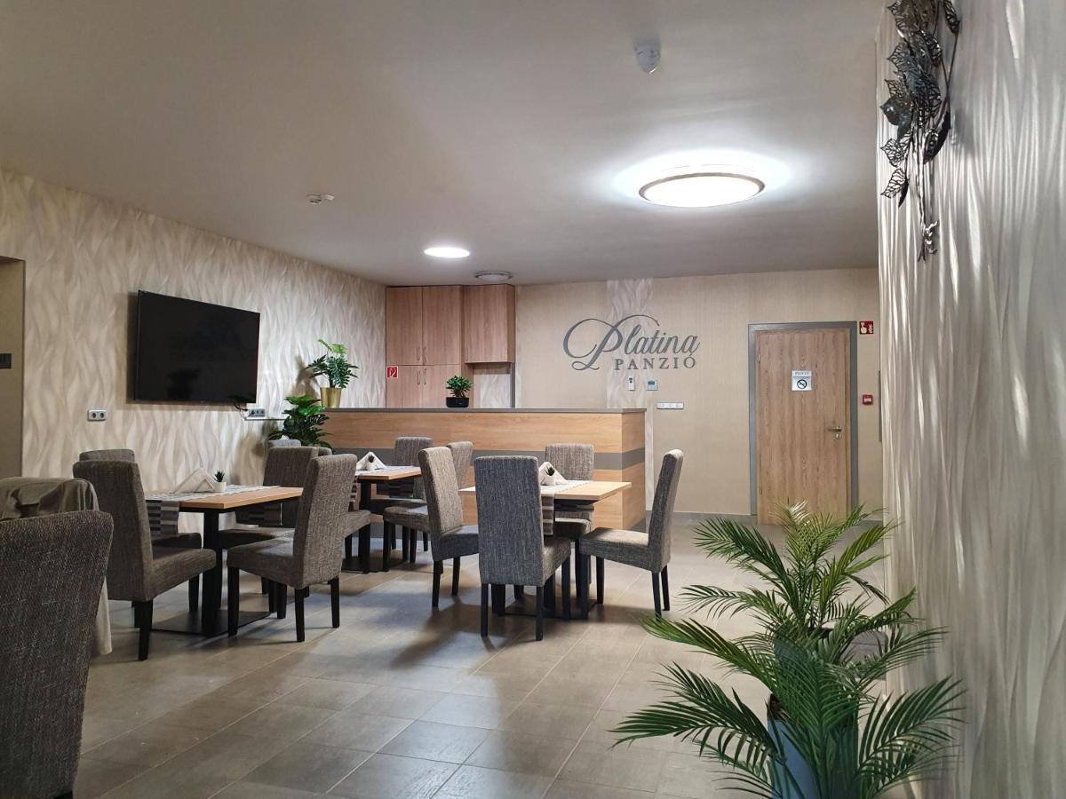 Bed and Breakfast Platina Panzio*** Újhartyán Zewnętrze zdjęcie