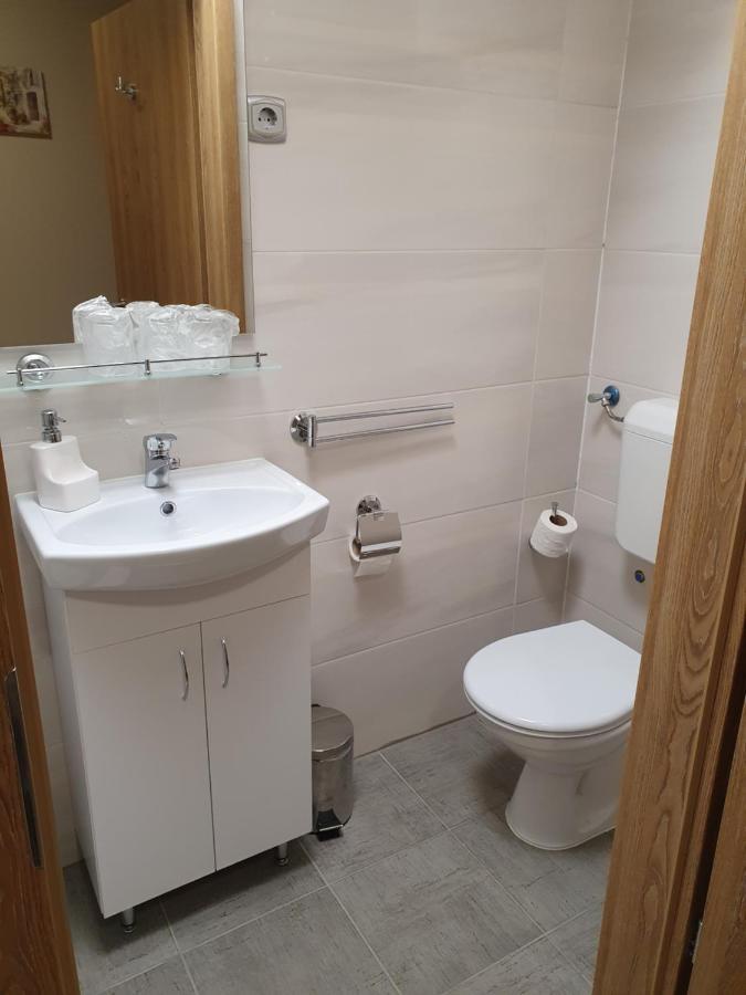Bed and Breakfast Platina Panzio*** Újhartyán Zewnętrze zdjęcie